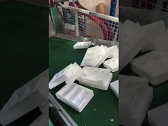 Η μηχανή τυποποίησης EPS παράγει θωρακιστικό κουτί EPS